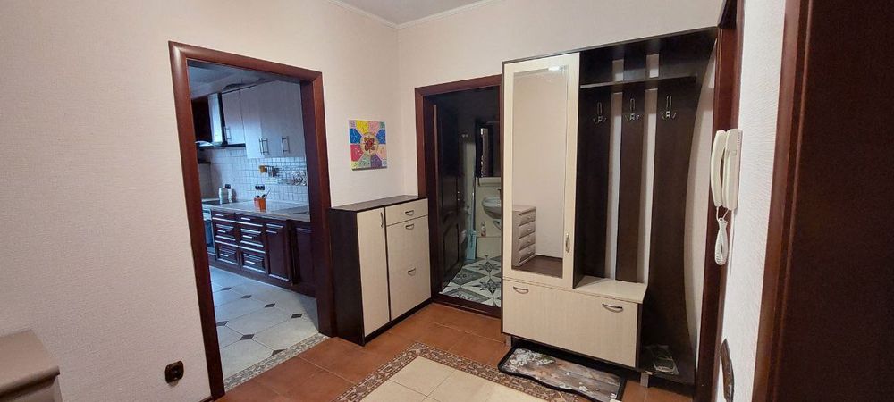 Здається кімната в двох кімнатній квартирі, Позняки