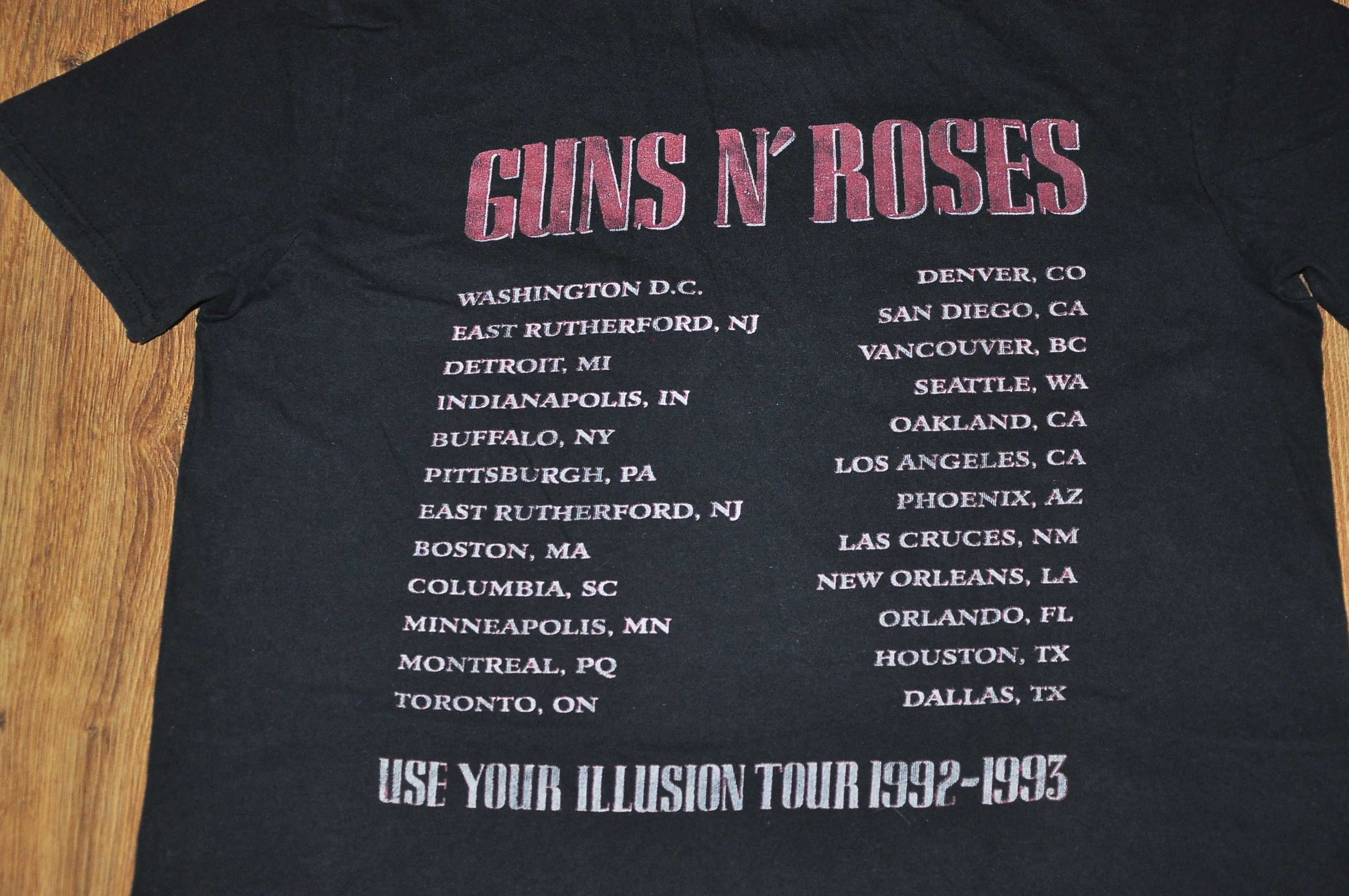 GUNS N' ROSES - Use your Illusion TOUR 92-93 - koszulka rozm.M