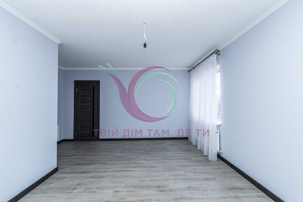 Новий ТОП Особняк з ремонтом Готовий до заїзду, в місті район Велмарт