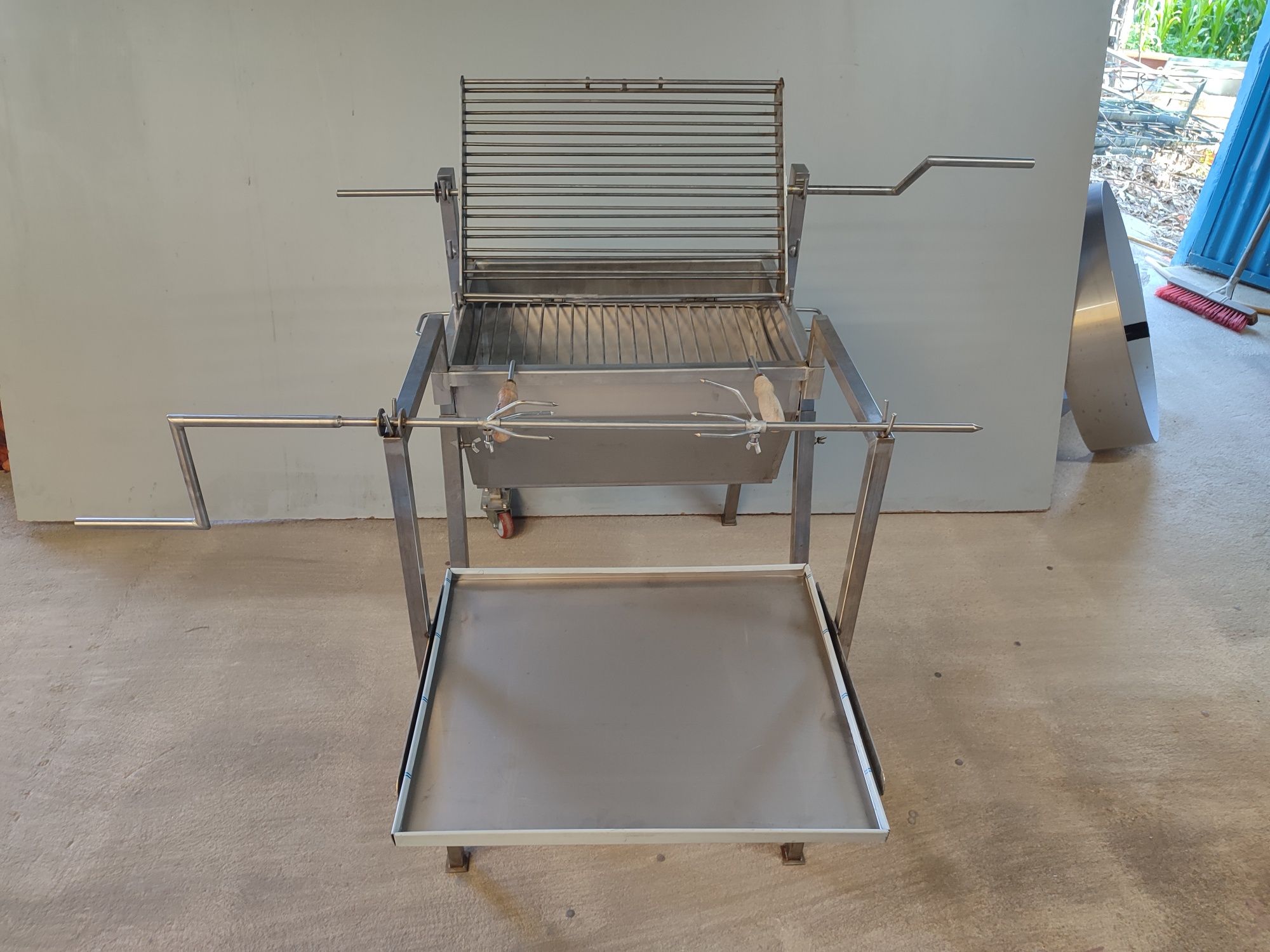 Churrasqueira inox para pernil