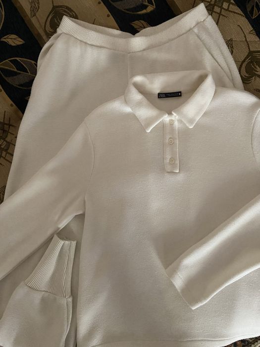 M-L Zara костюм жіночий прогулянковий айворі