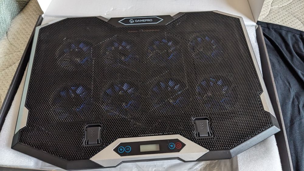 Охолоджуюча підставка для ноутбука GamePro CP870 Black