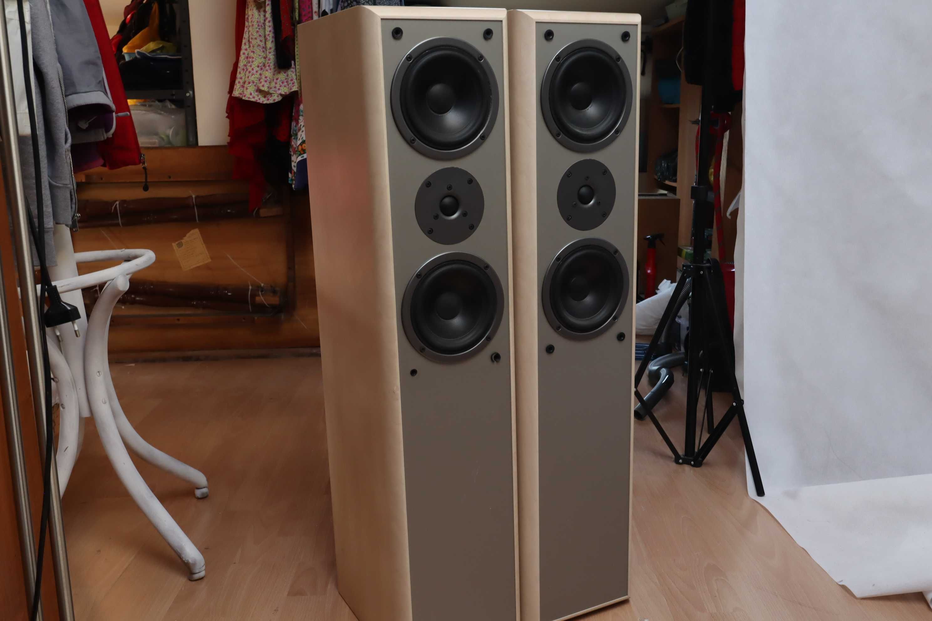 Para kolumn Tonsil Maestro II 130 w zasadzie jak nowe
