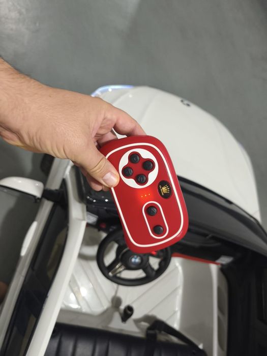 BMW X6 M para 2 crianças