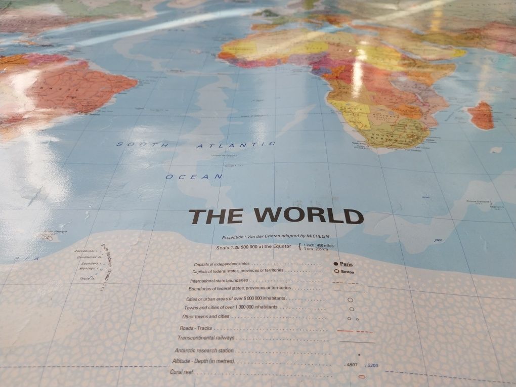 Mapa szkolna - ścienna ‐ świat