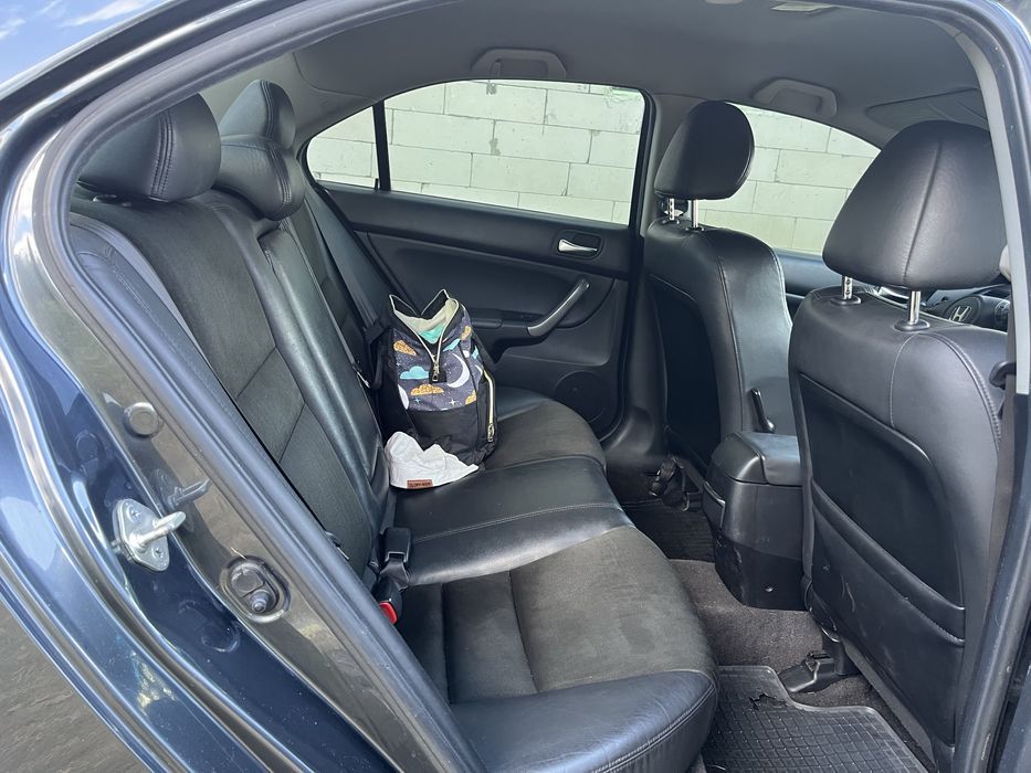 Продам honda accord  7
