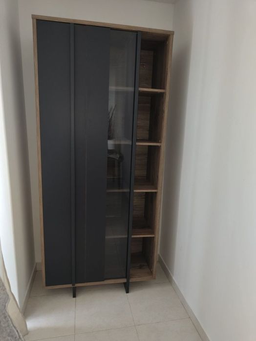 Móvel de sala (cristaleira)