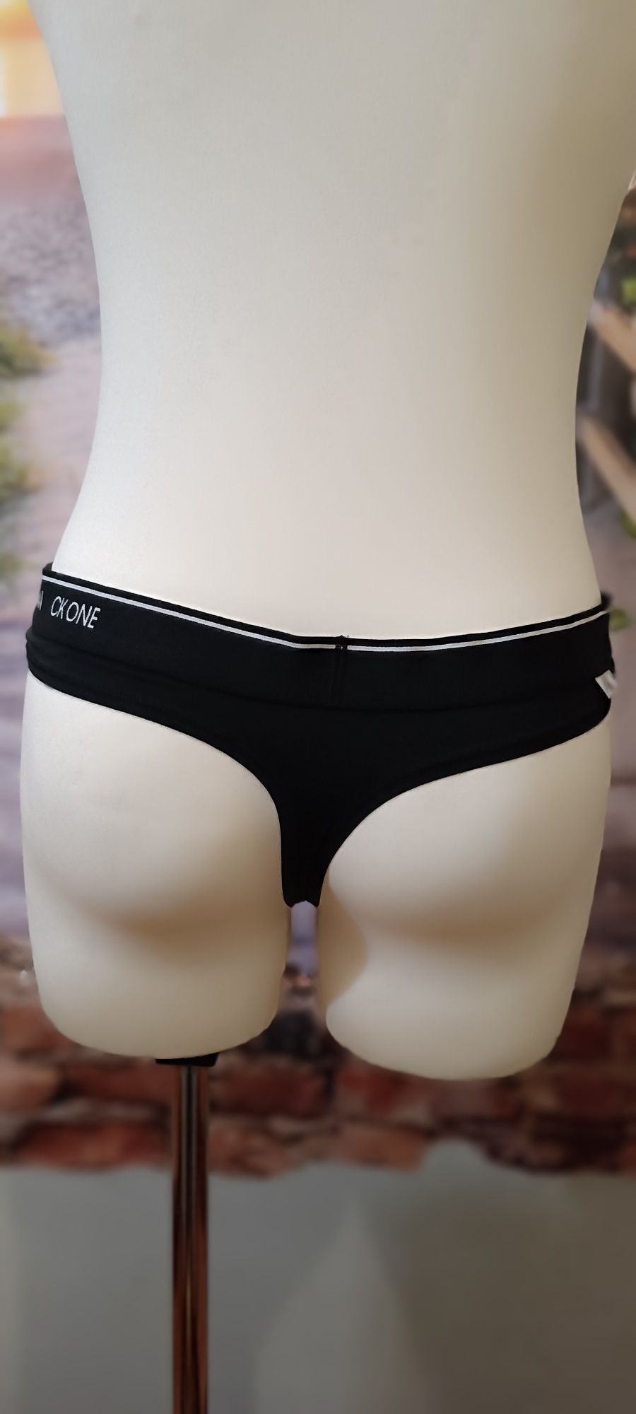 CALVIN KLEIN Stringi Damskie r. L z Metką