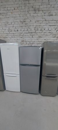 Холодильник Samsung 1,66×0,65