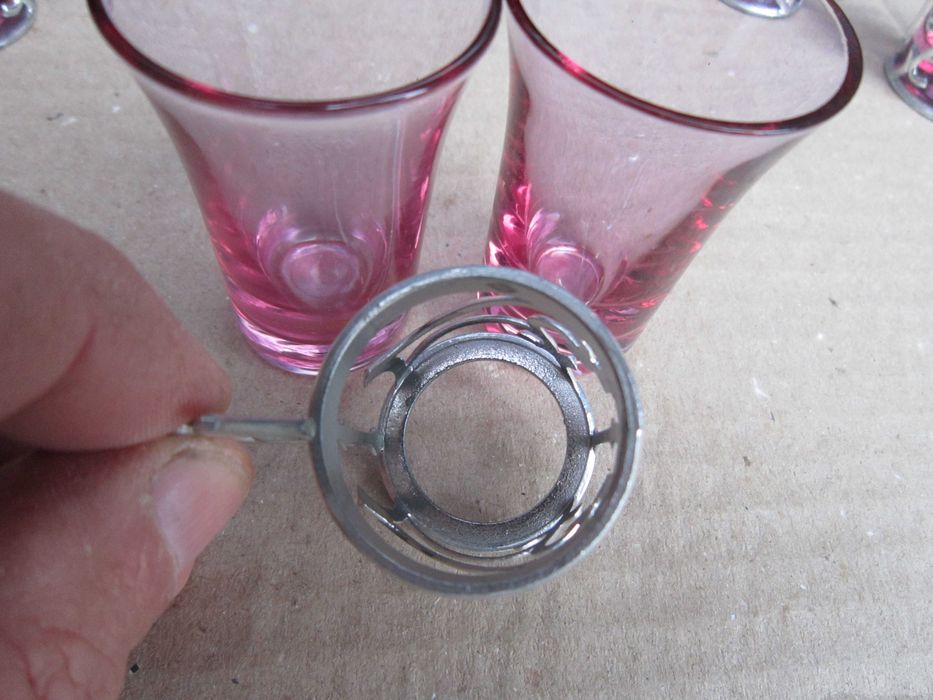 Сувенирный набор стопок в подстаканниках цветное стекло винтаж ссср