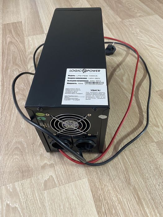 Потужний інвертор Logic Power lpm-psw- 1000va