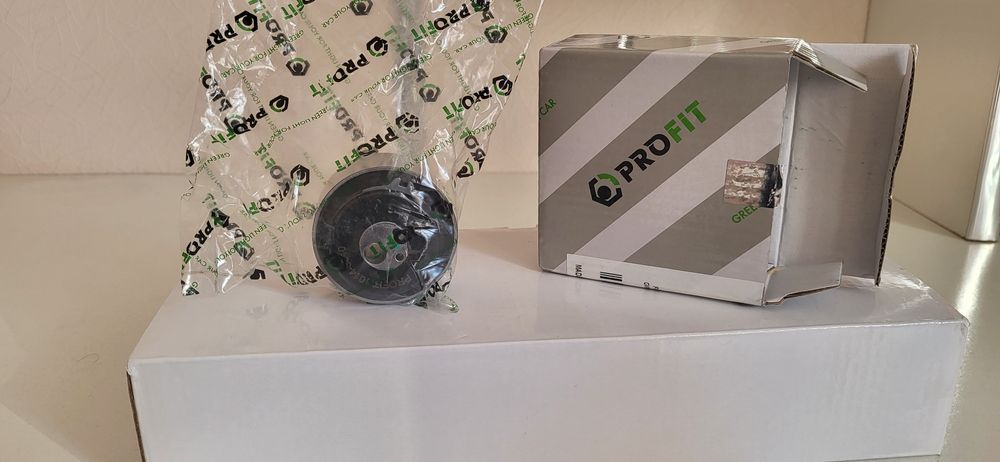 01014-3340 Profit Натяжний ролик ременя ГРМ