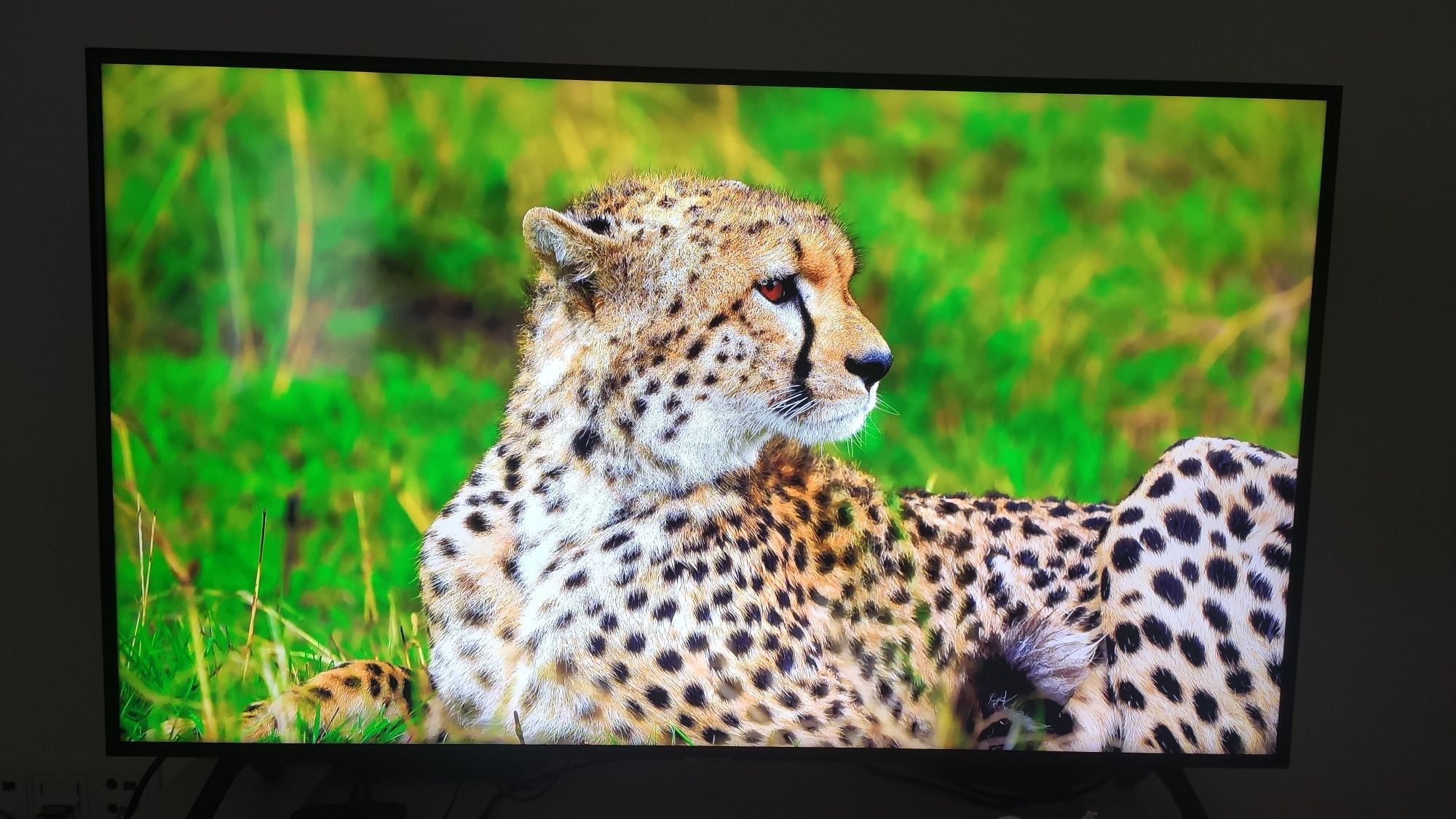 Samsung UE49NU7105 49" LED UltraHD 4K
49'' NU7105 Smart 4K UHD TV