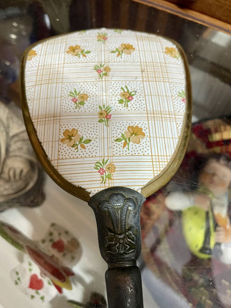 Espelhos de mão e Guarda-Jóias com espelho, antigo e vintage