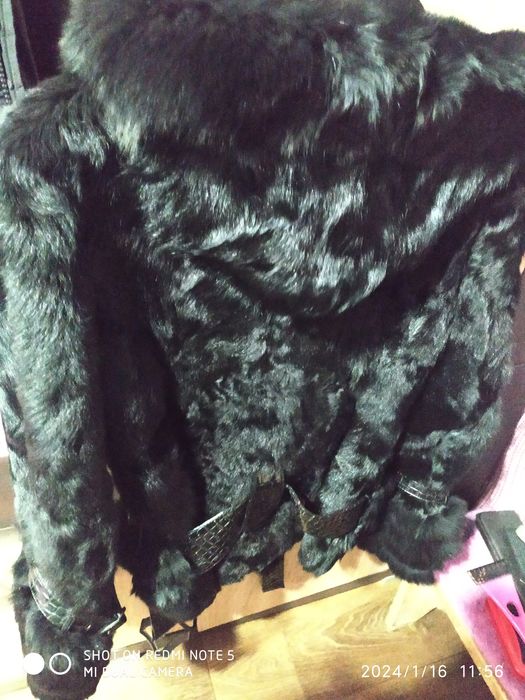 Продаются полушубки из кролика и дубленка