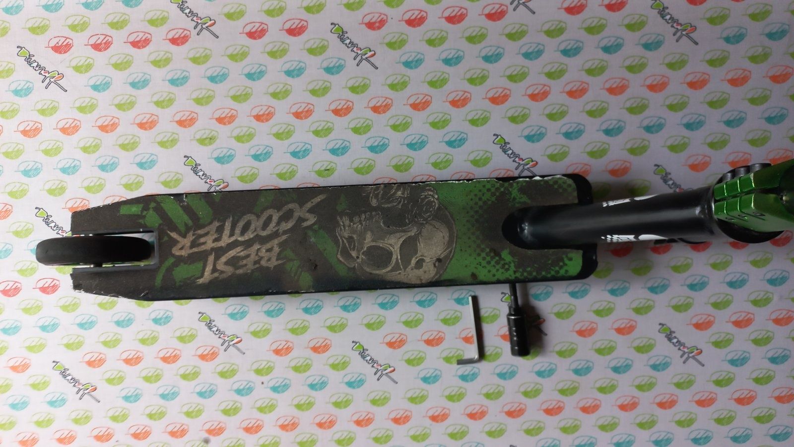 Трюковый самокат Best Scooter