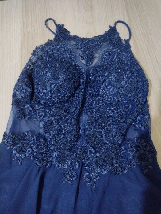 Granatowa tiulowa sukienka na karnawał na studniówkę 36