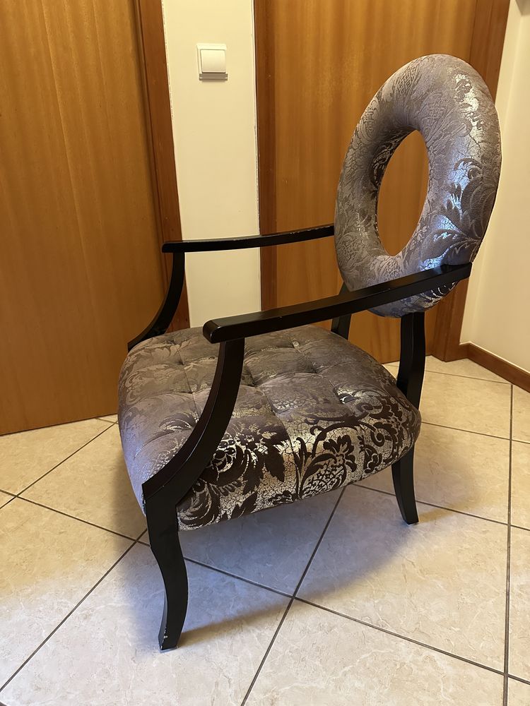 Cadeirão com design