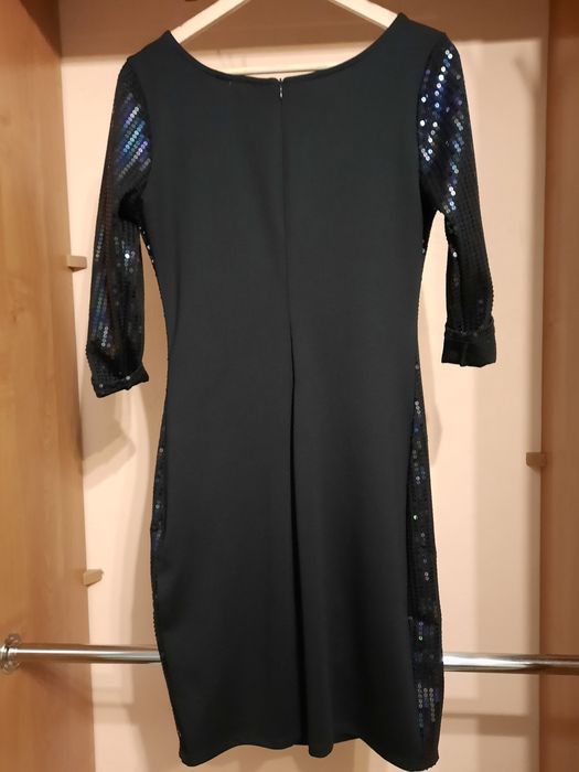 Sukienka krotka w cekiny