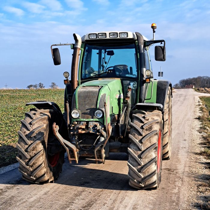 Sprzedam Fendt 714 ,716 john deere