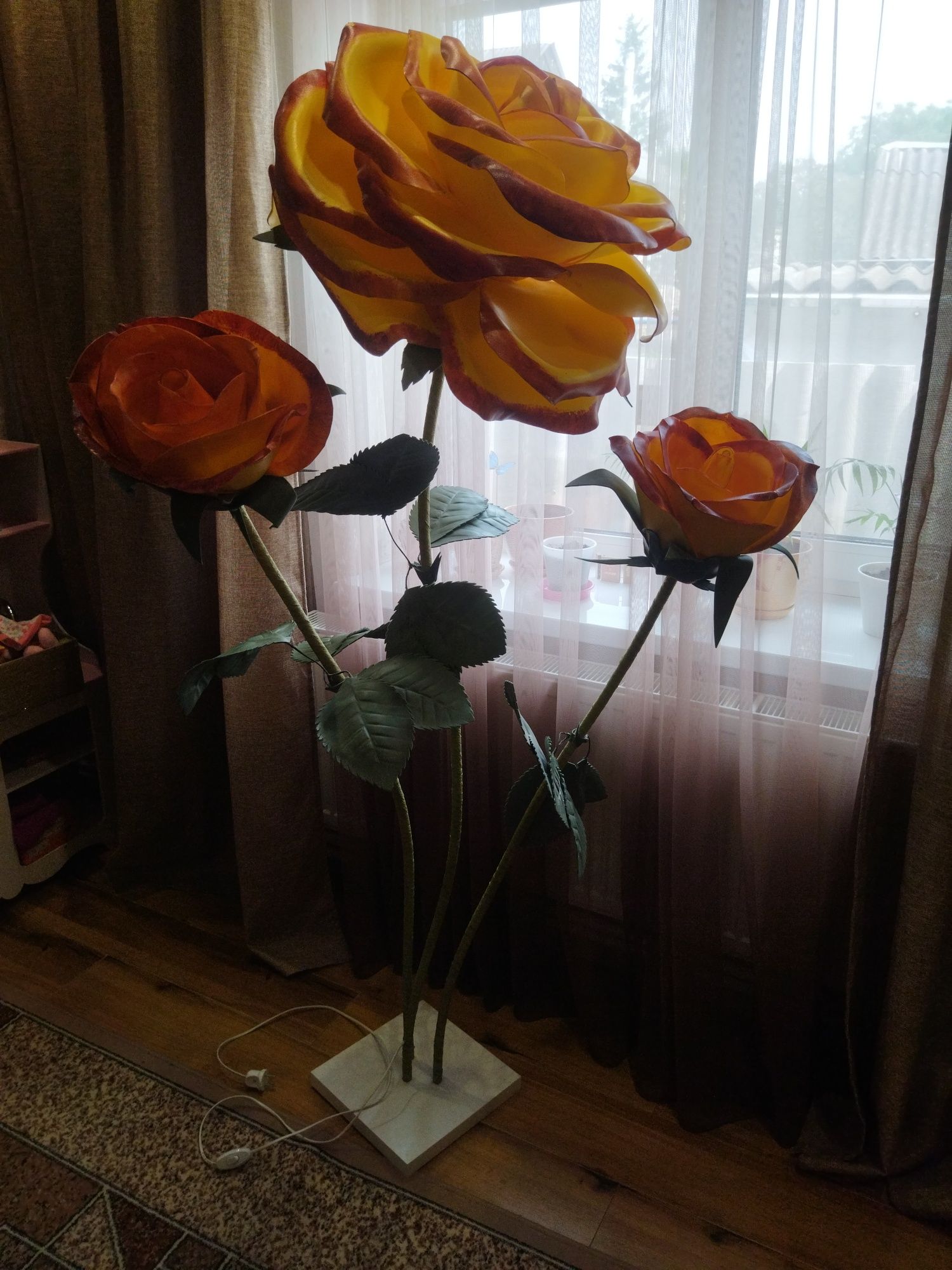 Роза светильник из изолона штучні квіти  нічник торшет цветы фотозо