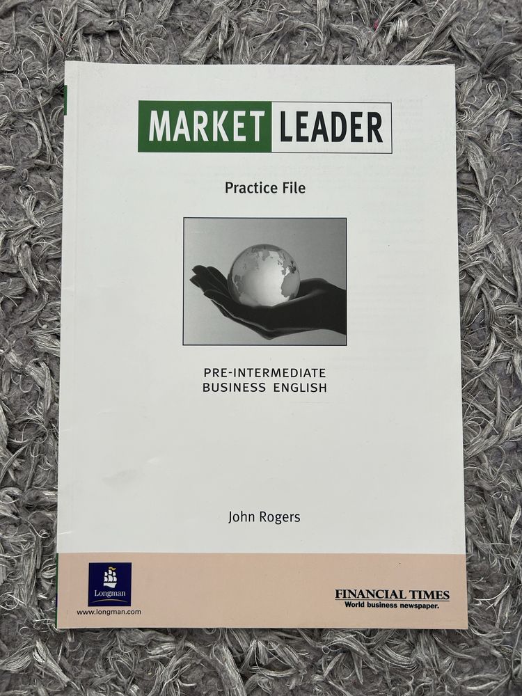 Market Leader: Pre-Intermediate Course Book i Practice File
