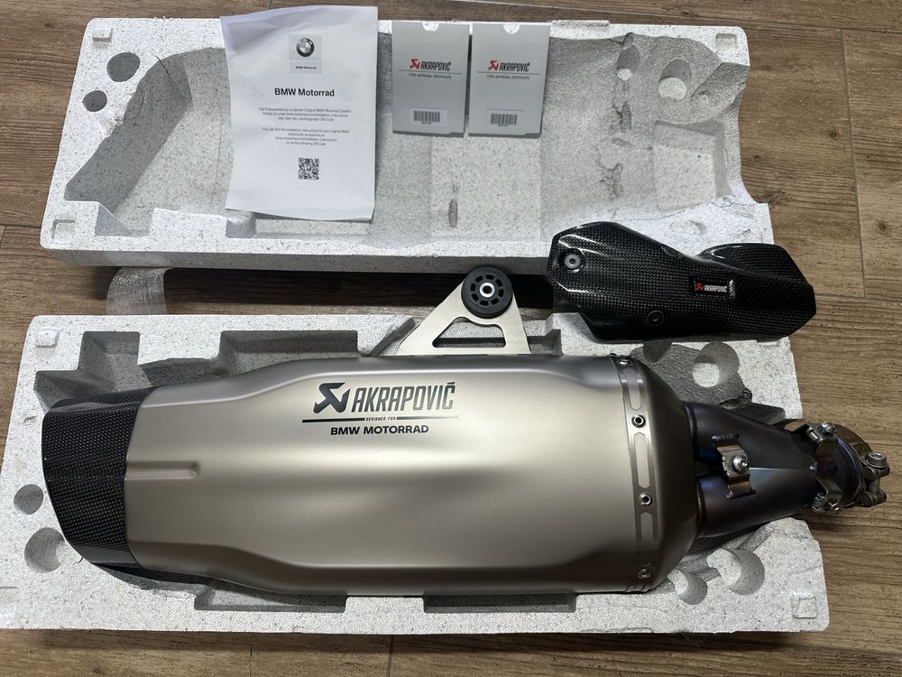 Akrapovic wydech BMW GS