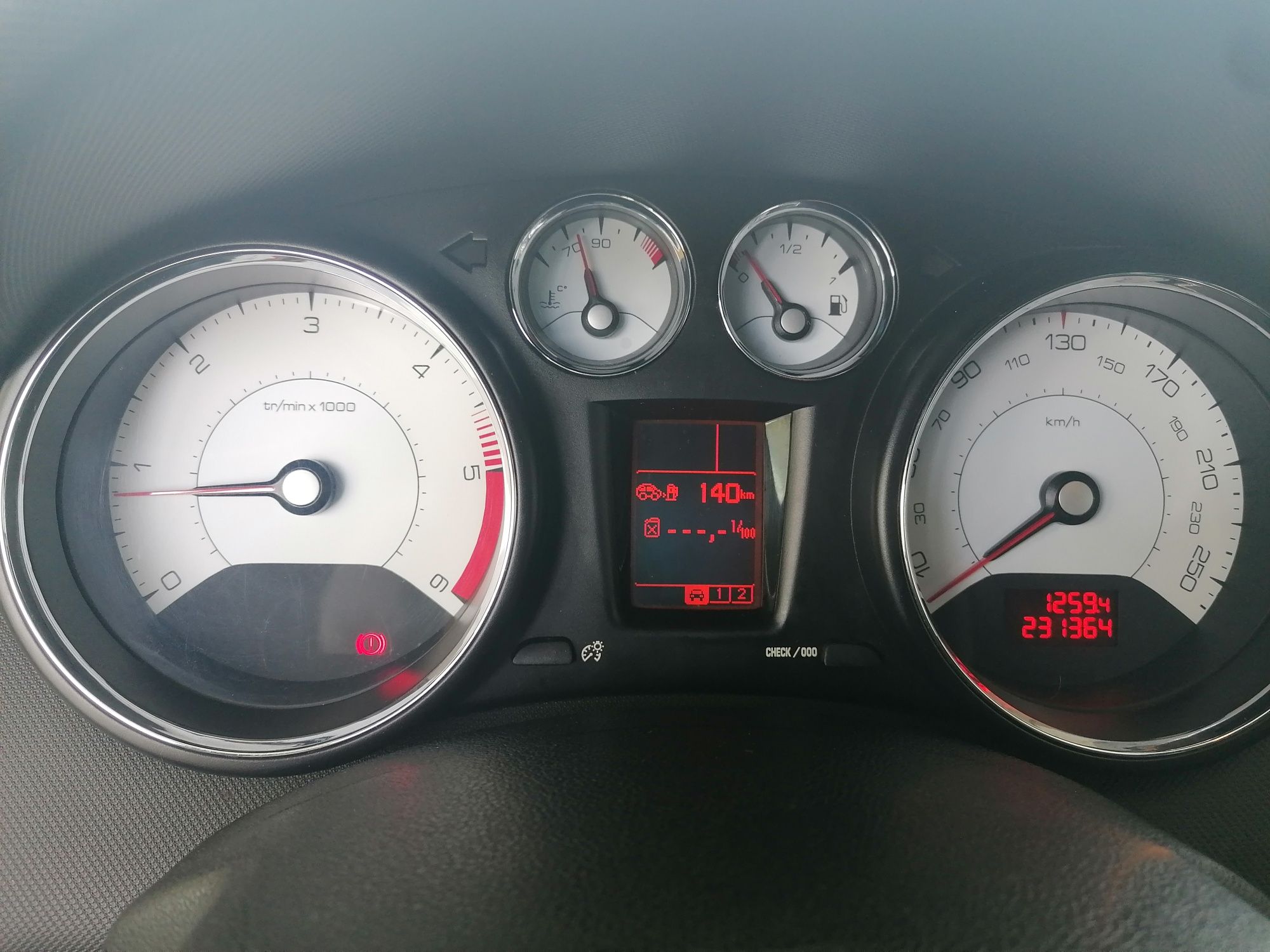 Peugeot 308 sw 1.6 HDI 90cv navtec