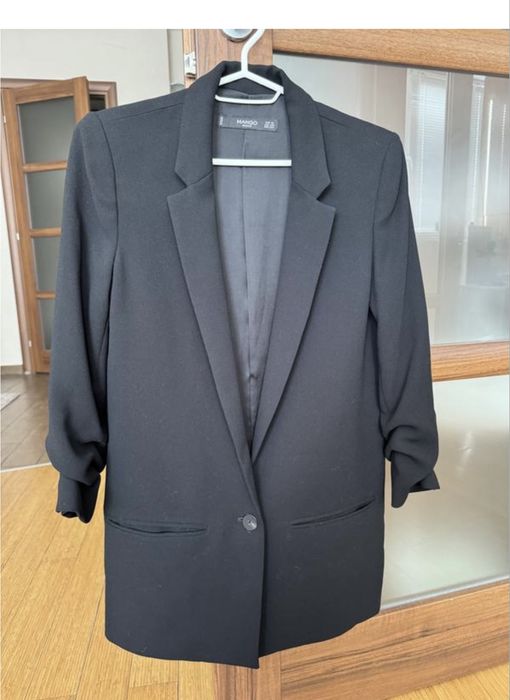 Піджак чорний подовжений