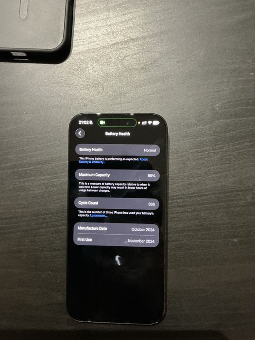Iphone 16 pro Max 512GB como Novo