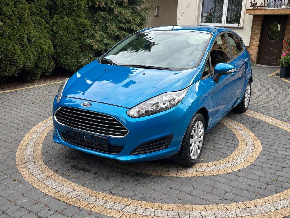 Ford Fiesta 1.0 klimatyzacja, 23 tyś.km, grzane fotele i przednia szyba ,stan bdb
