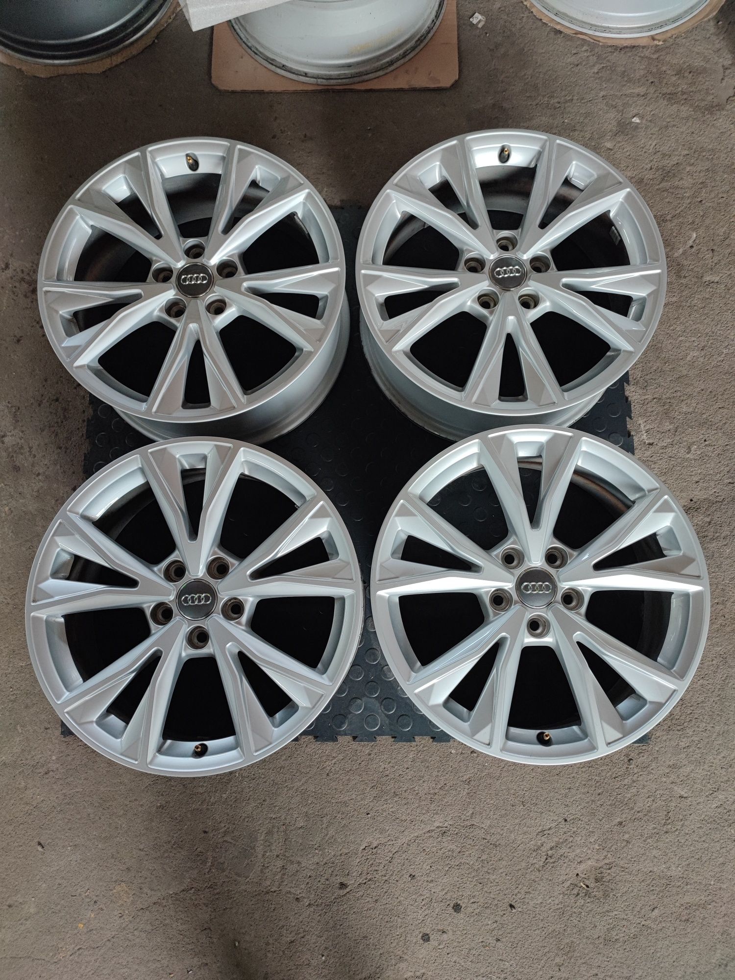 Felgi Alufelgi Oryginalne 5x112 18 Cali | Audi Q2 Q3 A3