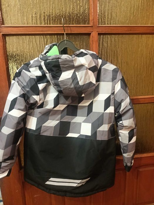 Kurtka zimowa dla chłopca 140 cm