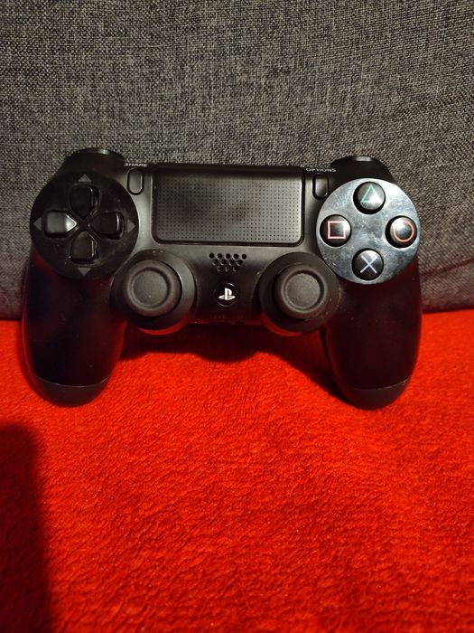 Pad PS4 V1 czarny