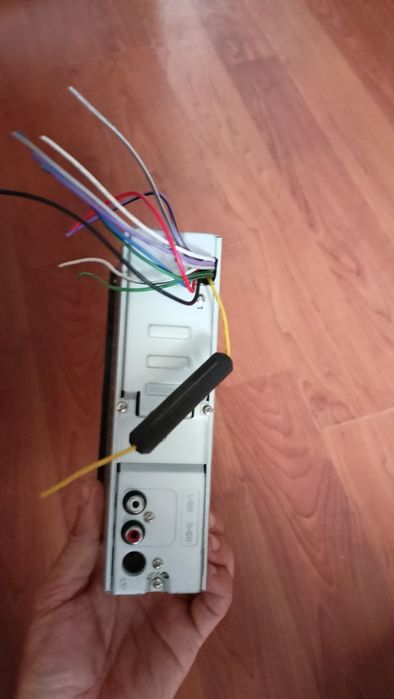 Автомагнитола Shuttle sud-340.