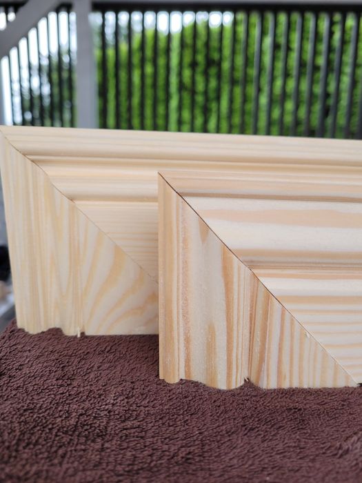 Listwy przypodlogowe dekoracyjne wykonczeniowe cokoły drewniane