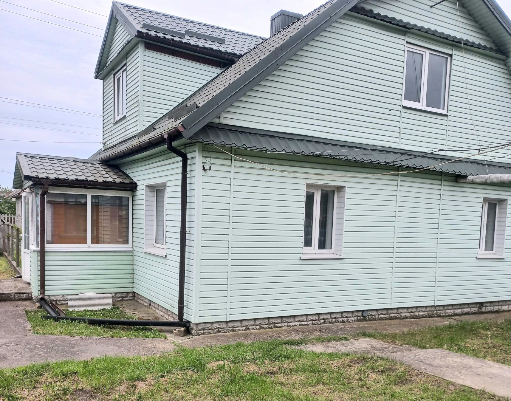 )( Частина будинку в Клевані