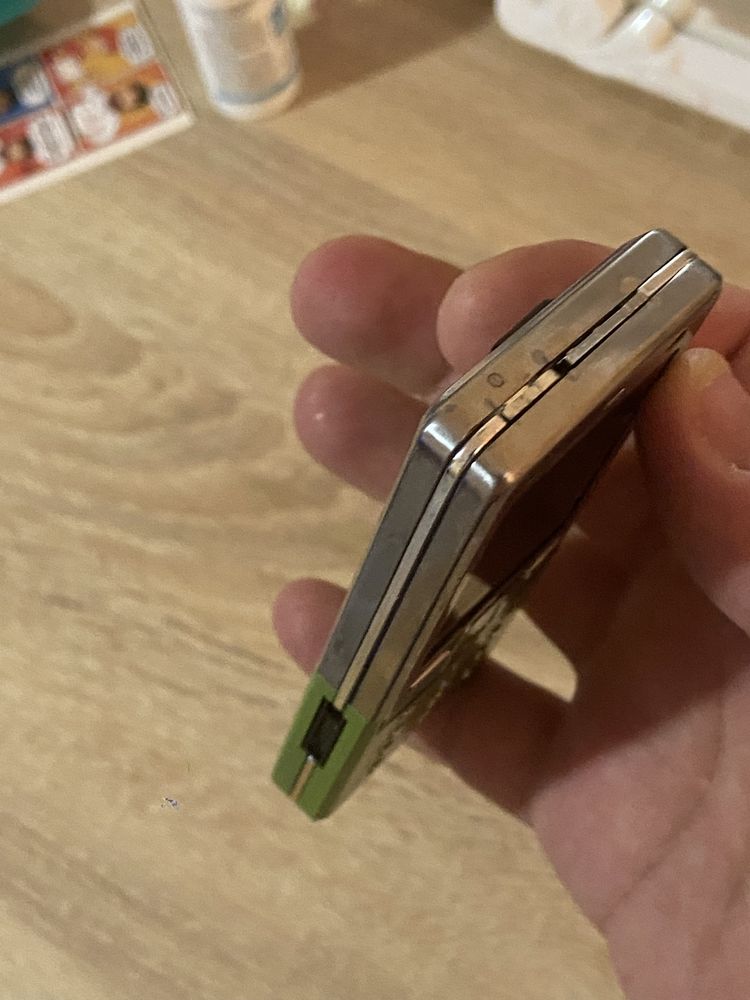 Мобильный телефон Sony Ericsson T650i