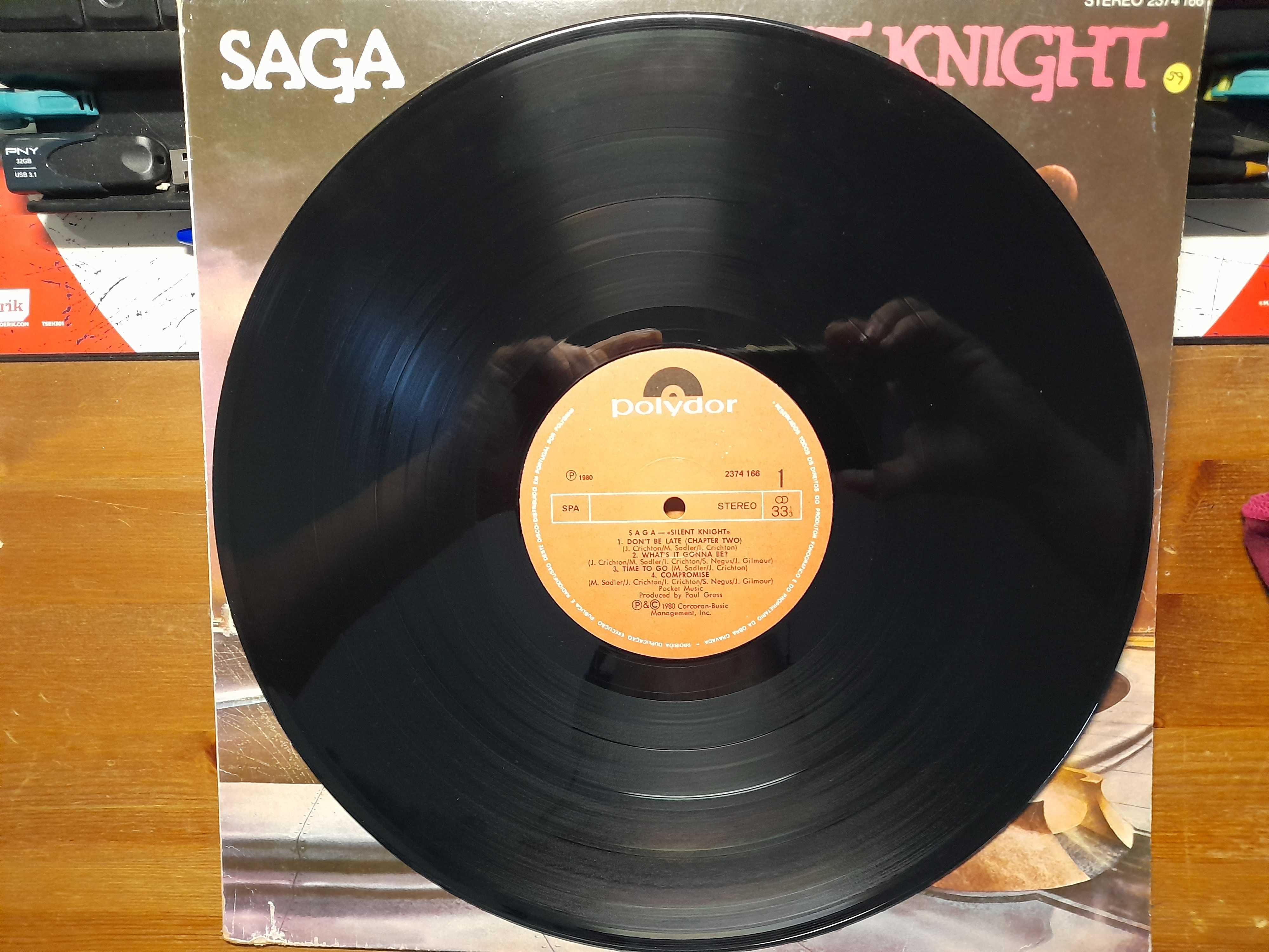 Disco vinil antigo da banda SAGA ( silent knight) de 1980 da Polydor