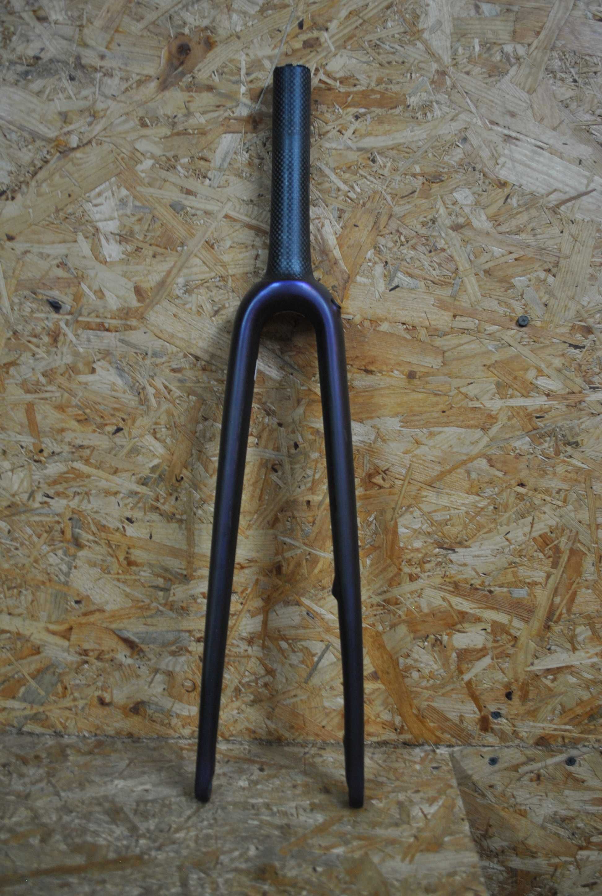 Specialized S-Works Aethos Carbon Widelec Szosa DISC 282g fork