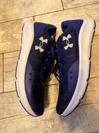 Under Armour - obuwie do biegania. CHARGED PURSUIT 3 TWIST