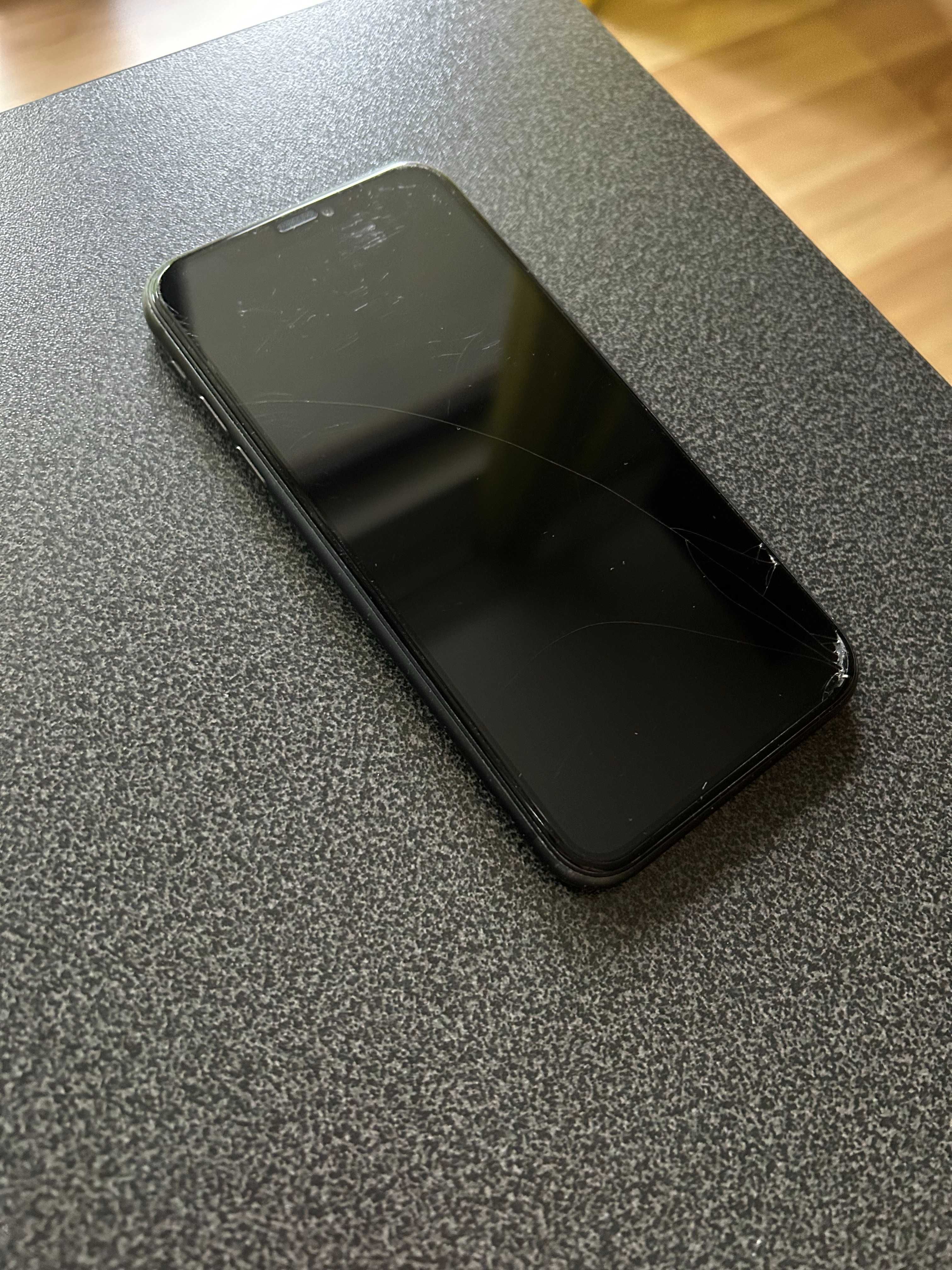 Sprzedam Iphone 11, 64 GB CZARNY