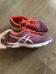 Жіночі кросівки Asics 38 розмір, 24 см