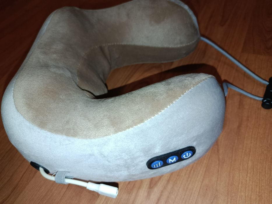 Масажерна дорожня подушка ZET-742