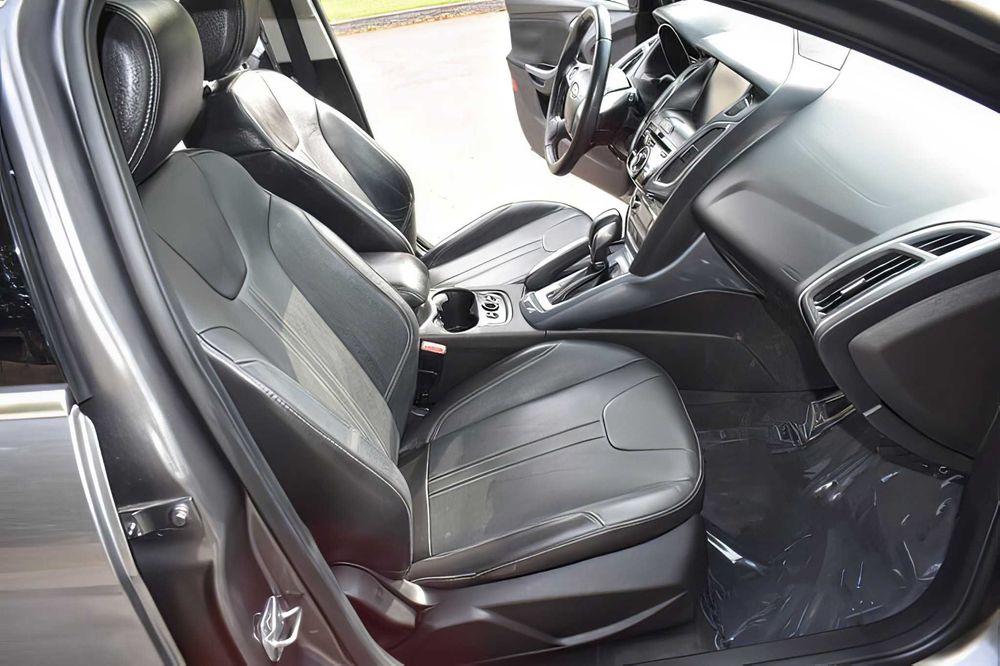 Ford Focus      2014