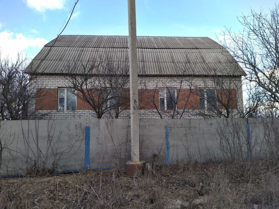 Продам 1/2 дома с земельным участком в с. Петрашёвка Полтавский р-н