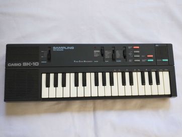 Casio SK-10  Sampling Keyboard vintage 1987