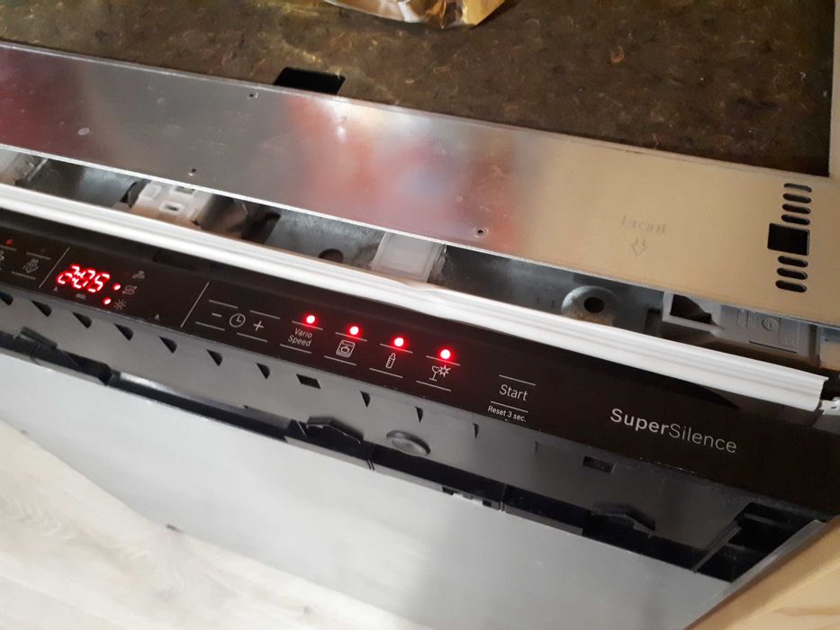 BOSCH A+++ посудомийна машина з турбосушкою