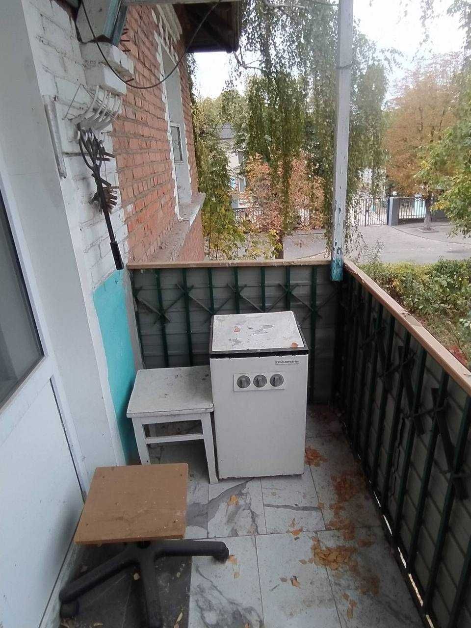 Продам 3к кв метро 23-го Августа ул. Сумгаитская под ремонт