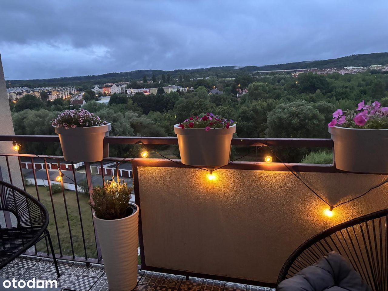 2-pokojowe mieszkanie, po remoncie, z balkonem i pięknym widokiem